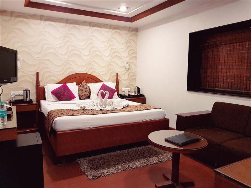 Hotel Punjab Palace Rāipur Esterno foto